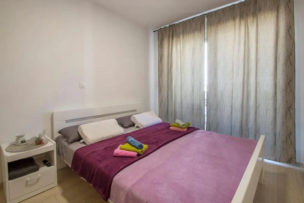 Delux Apartman Pula Apartment
